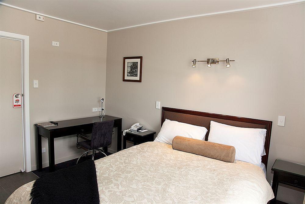 Discovery Settlers Hotel Whangarei Extérieur photo